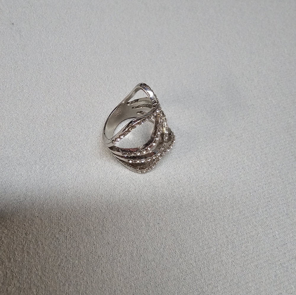 Ring - Picture 2 of 2